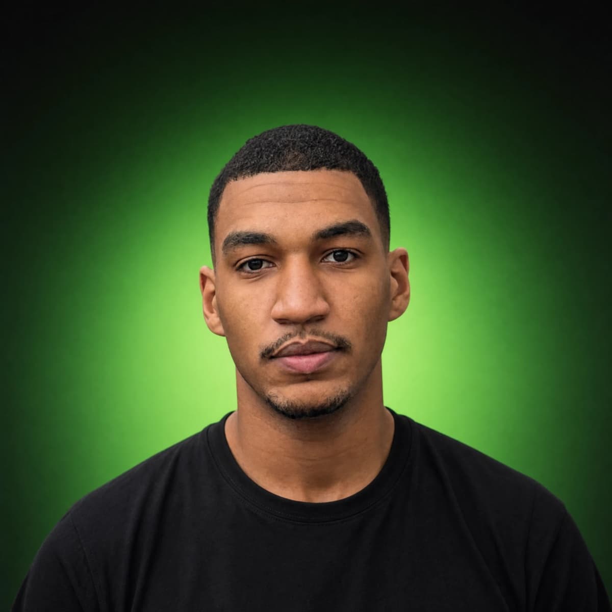 Portrait d’Ismail Idriss, fondateur d’ISM Automatisation